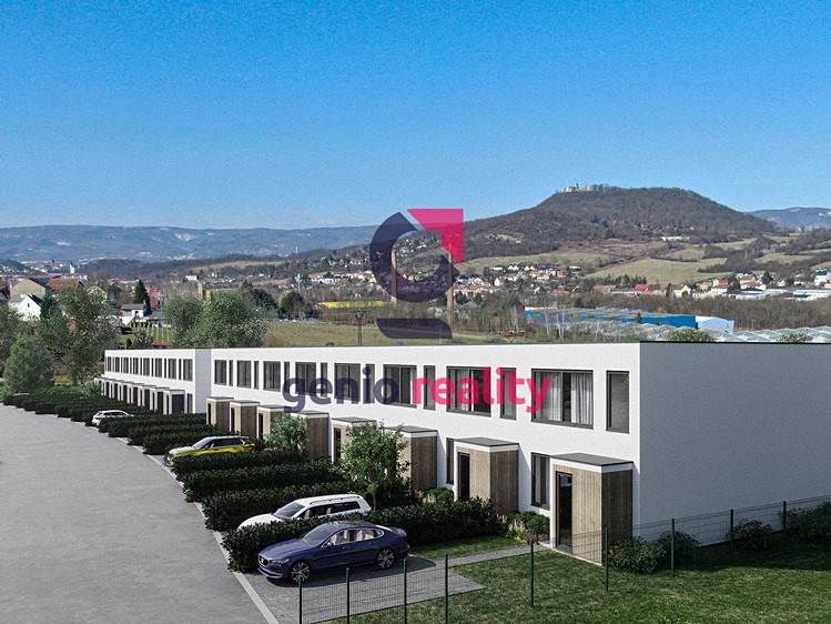 Prodej stavebního pozemku 5 948 m² - foto 1