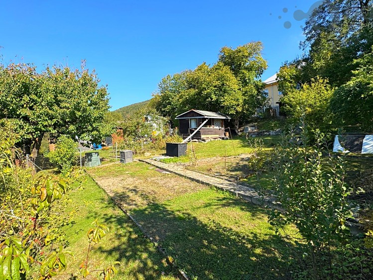 Prodej stavebního pozemku 582 m² - foto 1