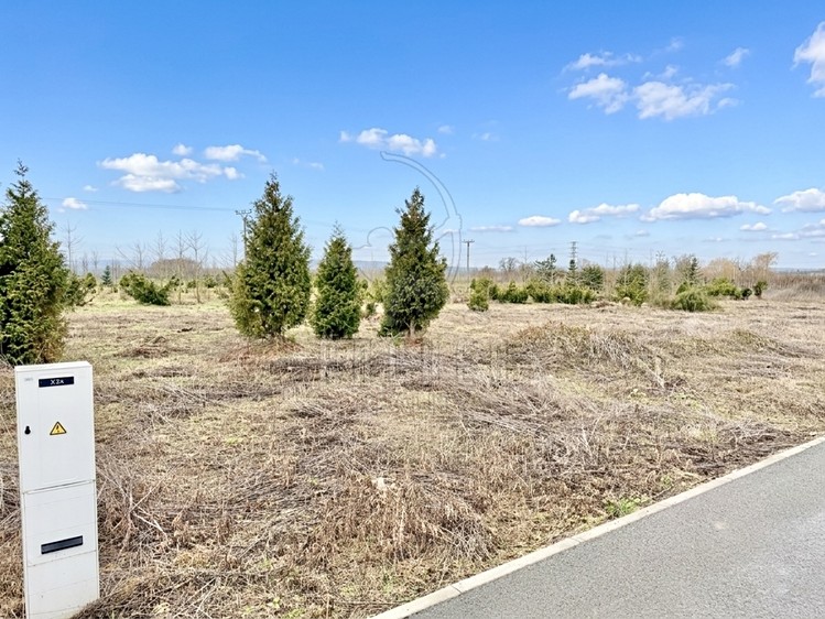 Prodej stavebního pozemku 1 005 m² - foto 3