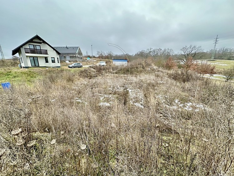 Prodej stavebního pozemku 922 m² - foto 6