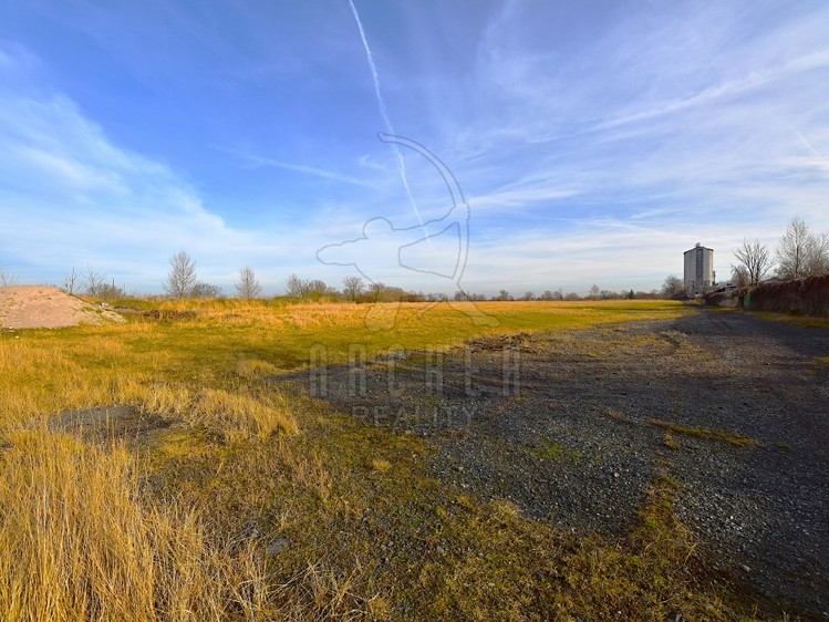 Prodej komerčního pozemku 80 085 m² - foto 7