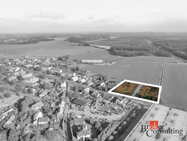 Prodej  stavebního pozemku 813 m² - foto 7
