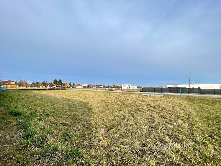 Prodej stavebního pozemku 949 m² - foto 5