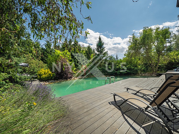 Prodej stavebního pozemku 2 505 m² - foto 7