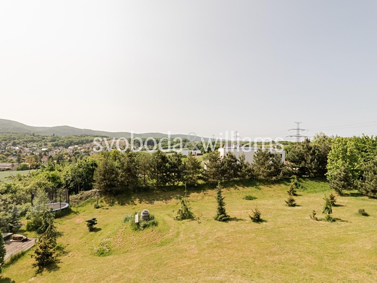 Prodej stavebního pozemku 1 781 m² - foto 2