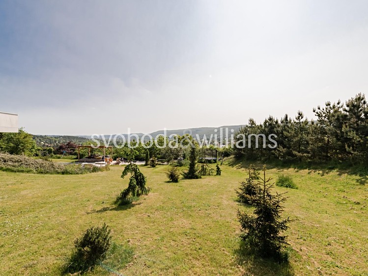Prodej stavebního pozemku 1 781 m² - foto 3