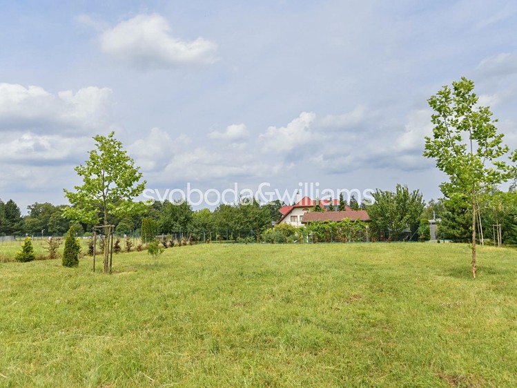 Prodej  stavebního pozemku 2 027 m² - foto 6