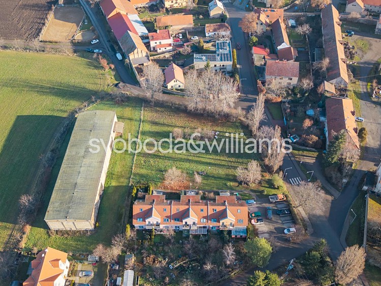 Prodej stavebního pozemku 2 412 m² - foto 2
