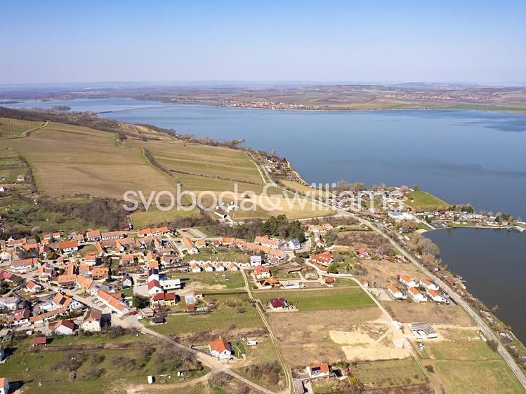 Prodej stavebního pozemku 2 768 m² - foto 3