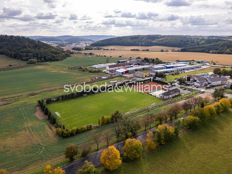 Prodej stavebního pozemku 1 462 m² - foto 2