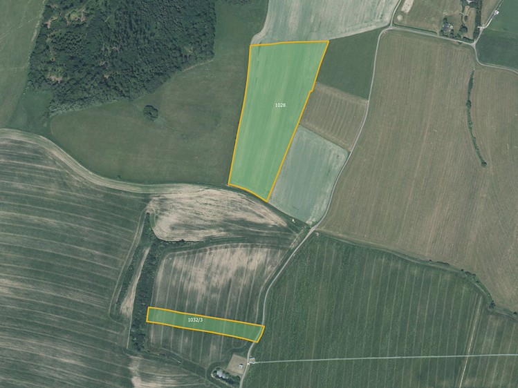 Prodej pole 28 724 m² - foto 1