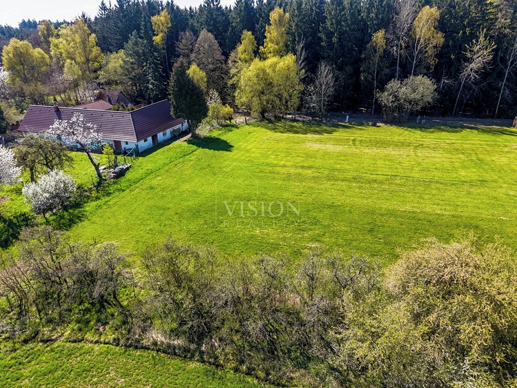 Prodej stavebního pozemku 1 350 m² - foto 7