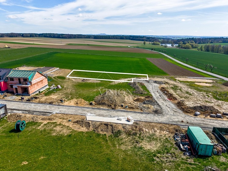 Prodej stavebního pozemku 1 138 m² - foto 5