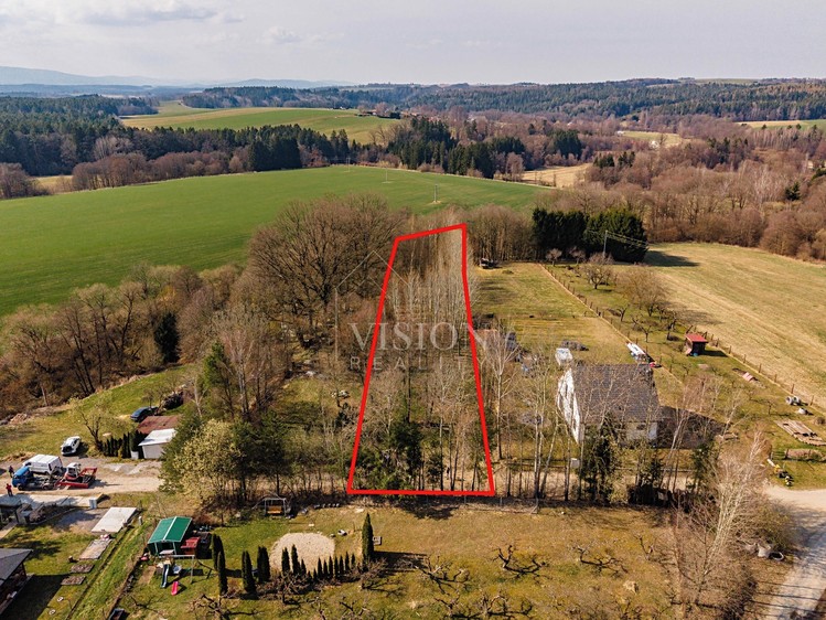 Prodej stavebního pozemku 1 940 m² - foto 1