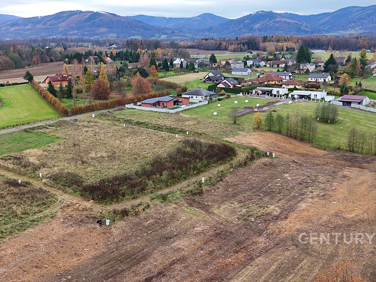 Prodej stavebního pozemku 1 010 m² - foto 4