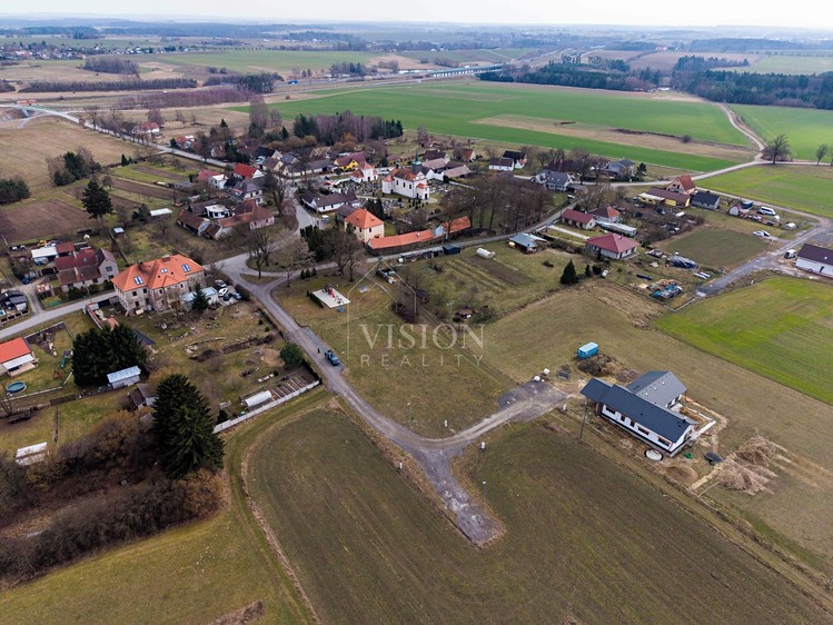 Prodej stavebního pozemku 889 m² - foto 2