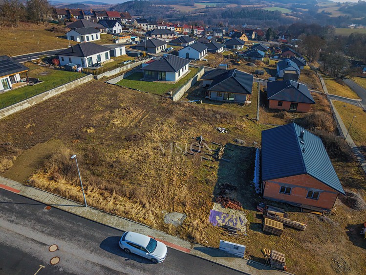 Prodej stavebního pozemku 820 m² - foto 4