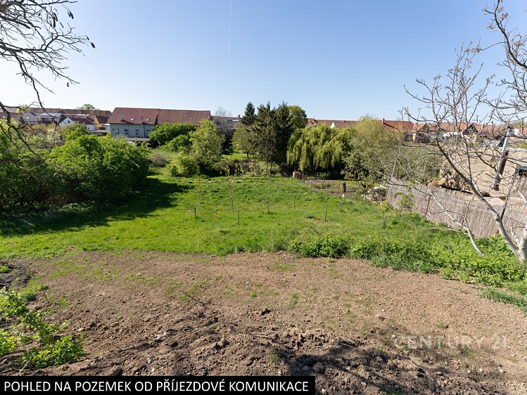 Prodej zahrady 697 m² - foto 3