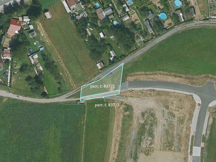 Prodej podílu 5/16 stavebního pozemku 12 496 m² - foto 5