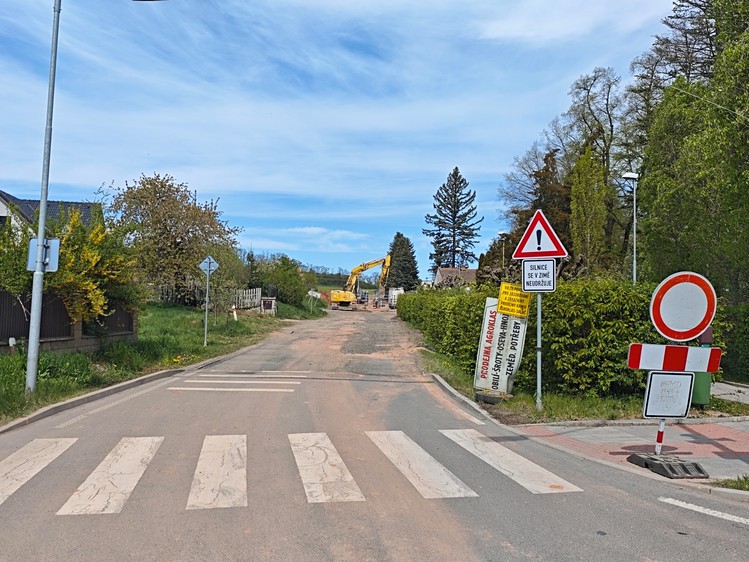 Prodej stavebního pozemku 940 m² - foto 5