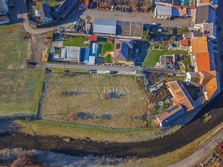 Prodej stavebního pozemku 1 820 m² - foto 6
