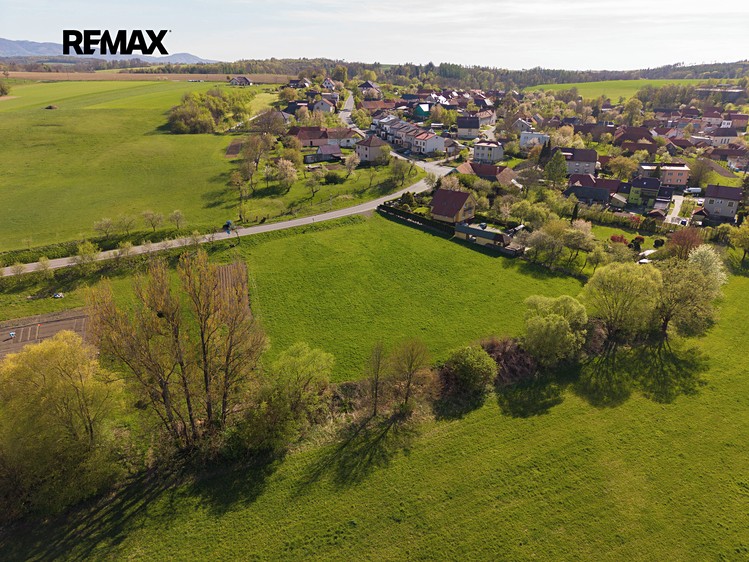 Prodej stavebního pozemku 2 583 m² - foto 3