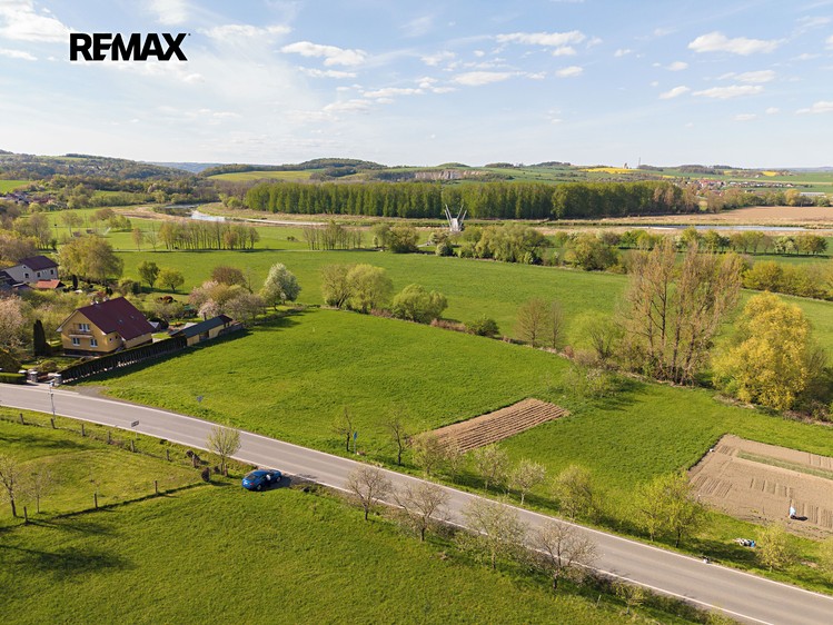 Prodej stavebního pozemku 2 583 m² - foto 6