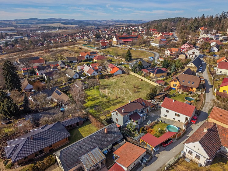 Prodej stavebního pozemku 1 888 m² - foto 3