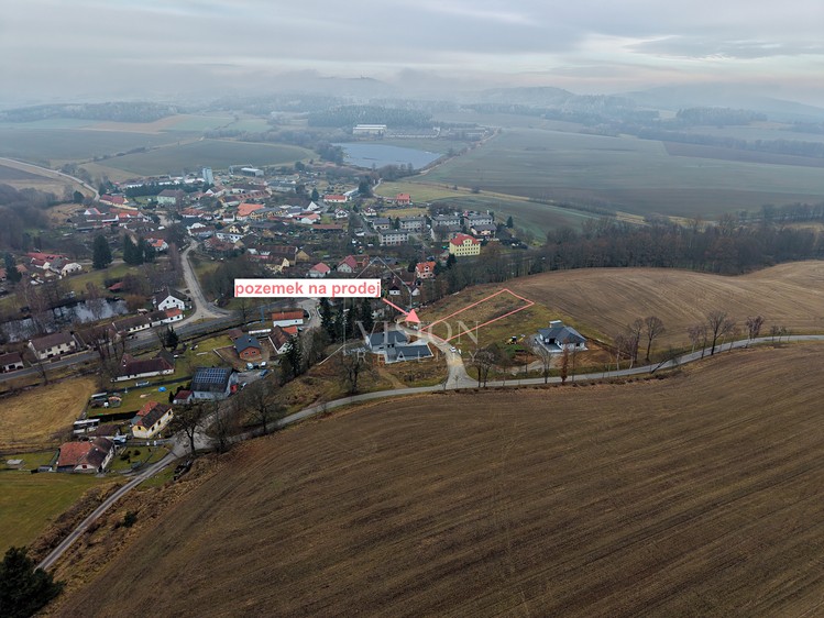 Prodej stavebního pozemku 1 057 m² - foto 7