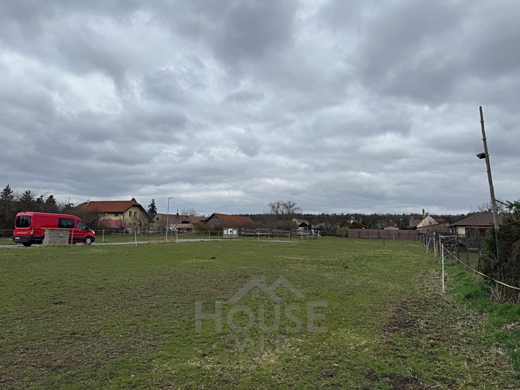 Prodej  stavebního pozemku 847 m² - foto 3