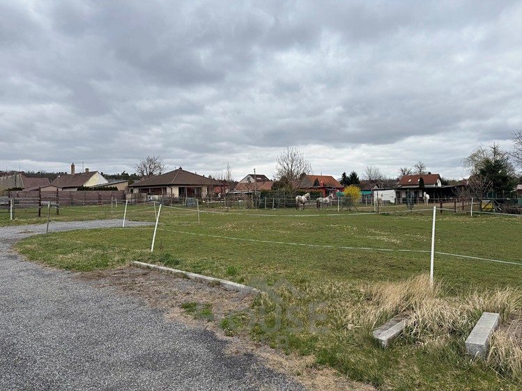 Prodej  stavebního pozemku 847 m² - foto 6