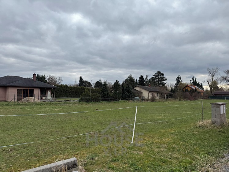 Prodej  stavebního pozemku 847 m² - foto 5