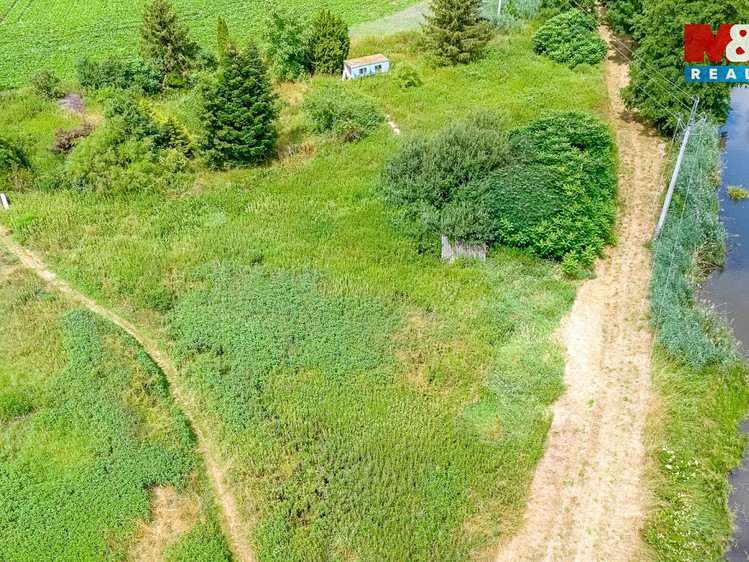 Prodej stavebního pozemku 1 718 m² - foto 8