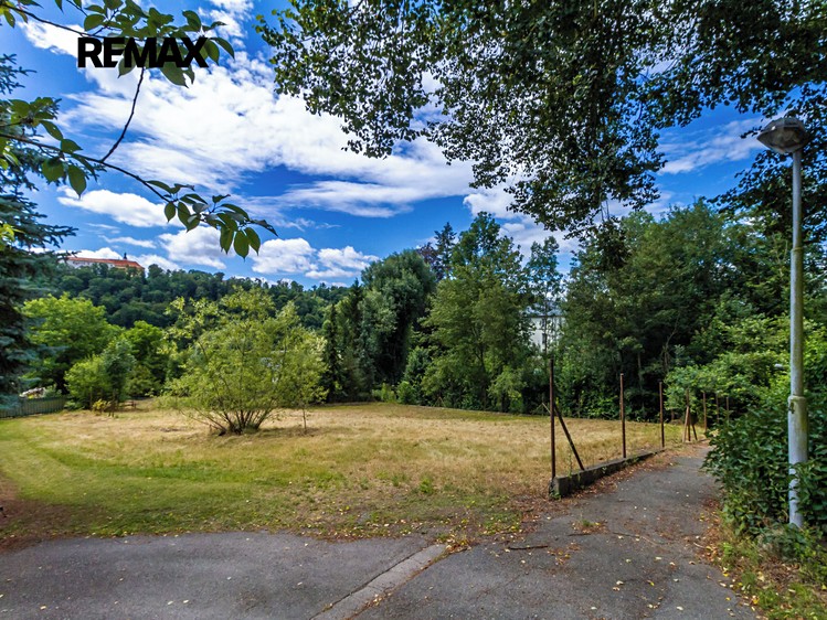 Prodej  stavebního pozemku 845 m² - foto 5