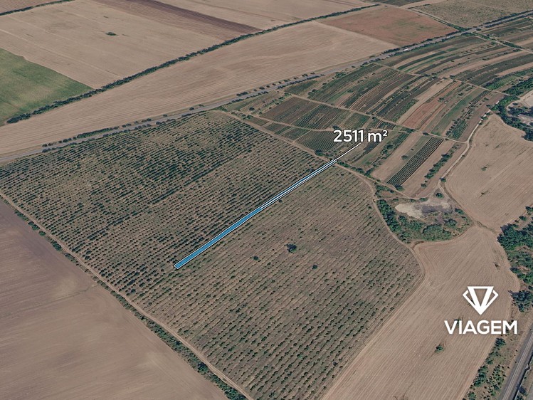 Prodej podílu 1/6 pole 418 m² - foto 1