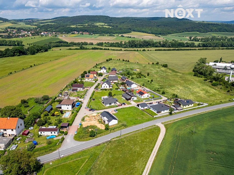 Prodej  stavebního pozemku 996 m² - foto 3