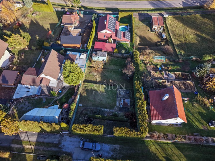 Prodej stavebního pozemku 458 m² - foto 1