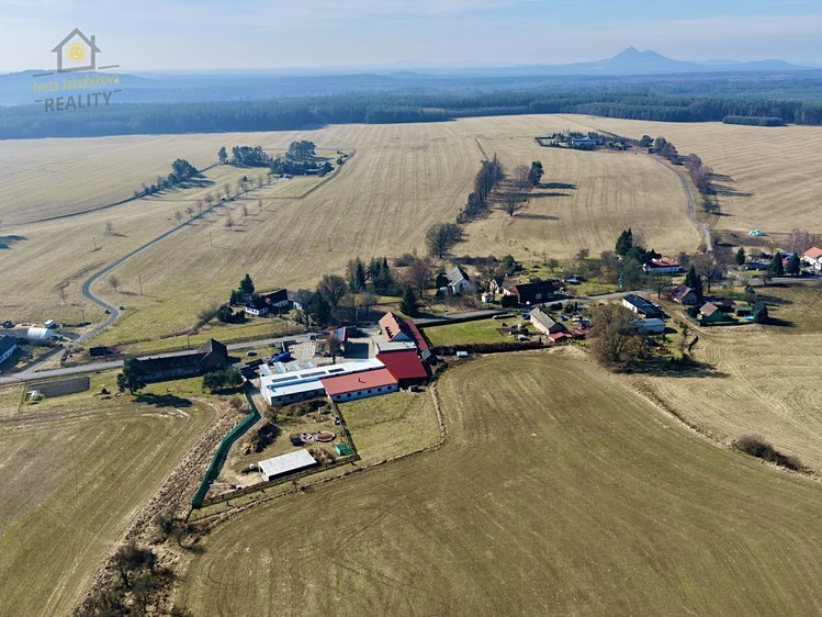 Prodej komerčního pozemku 9 206 m² - foto 6