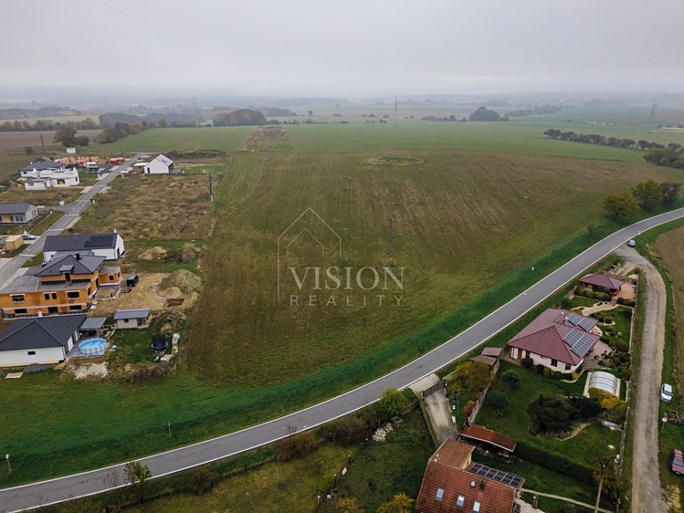 Prodej stavebního pozemku 2 023 m² - foto 3