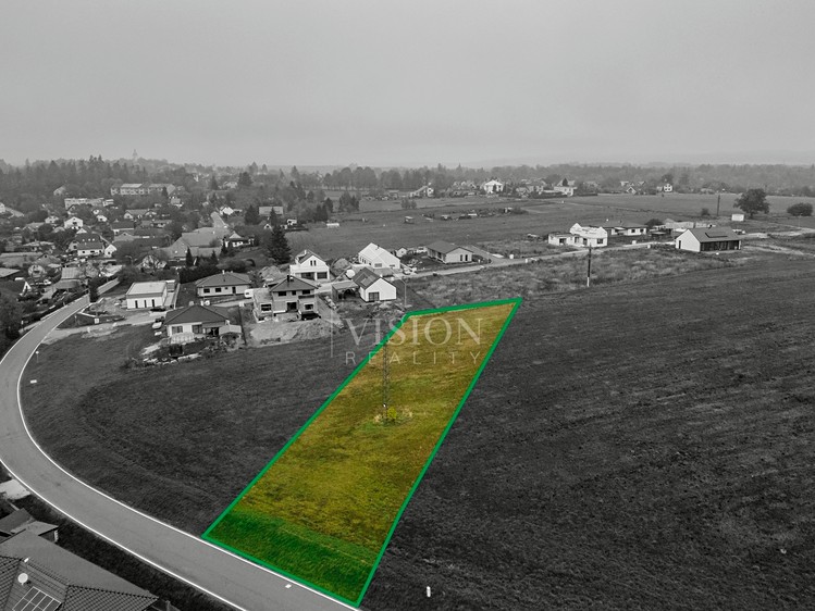 Prodej stavebního pozemku 2 023 m² - foto 1