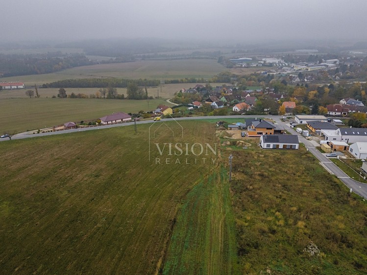 Prodej stavebního pozemku 2 023 m² - foto 7
