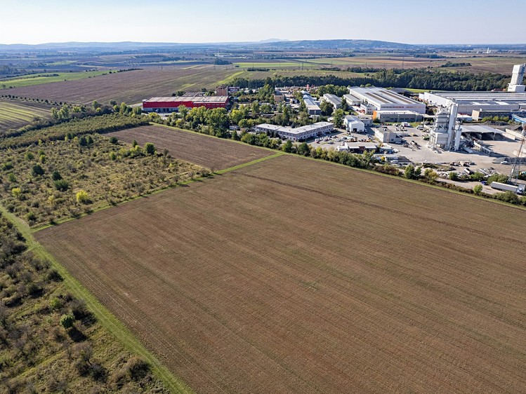 Prodej komerčního pozemku 11 182 m² - foto 4