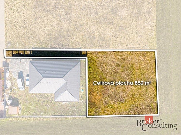 Prodej stavebního pozemku 852 m² - foto 3