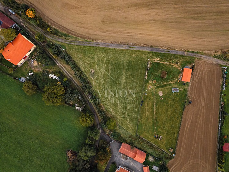 Prodej  stavebního pozemku 1 678 m² - foto 6