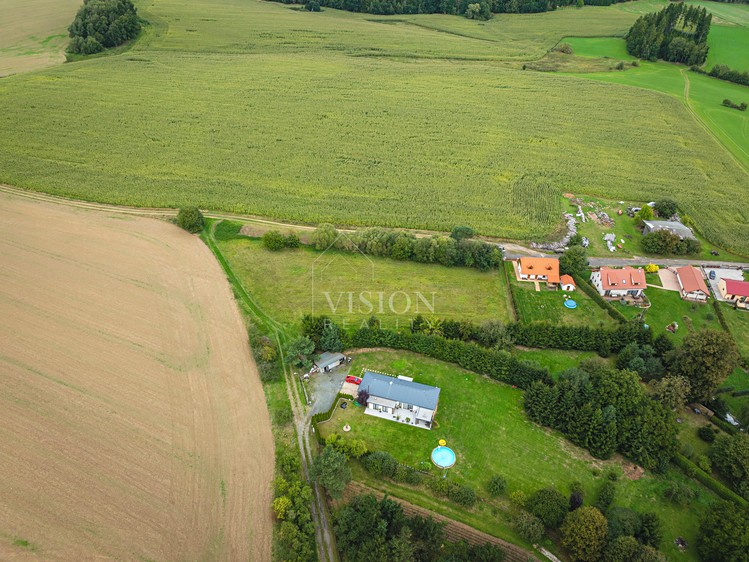 Prodej stavebního pozemku 1 200 m² - foto 3