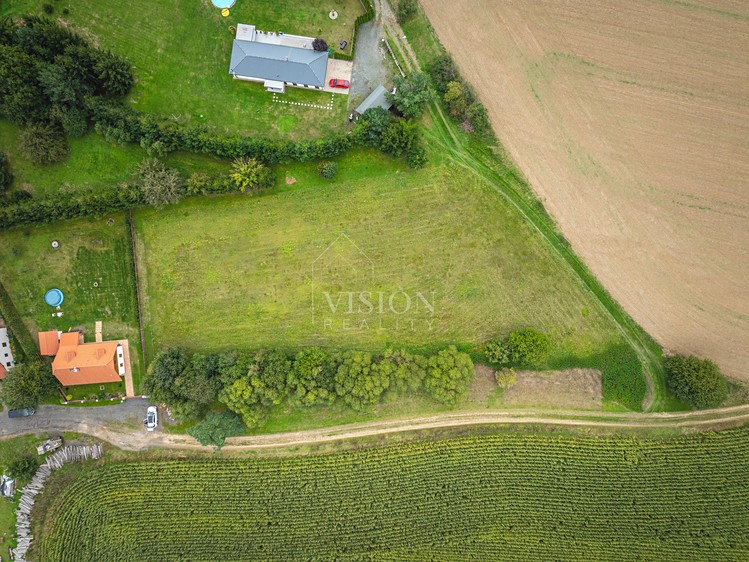 Prodej stavebního pozemku 1 200 m² - foto 2