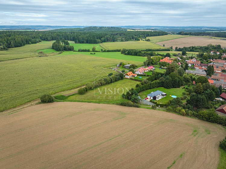 Prodej  stavebního pozemku 4 016 m² - foto 5