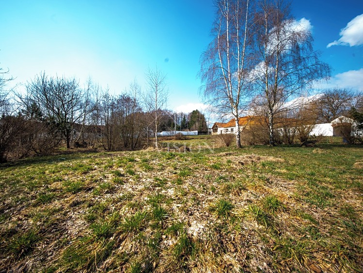 Prodej stavebního pozemku 1 006 m² - foto 2