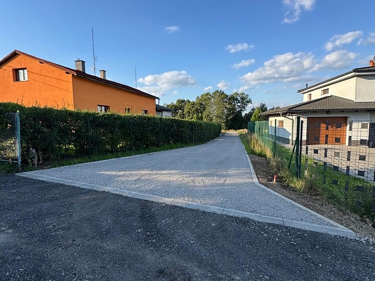 Prodej stavebního pozemku 1 080 m² - foto 4