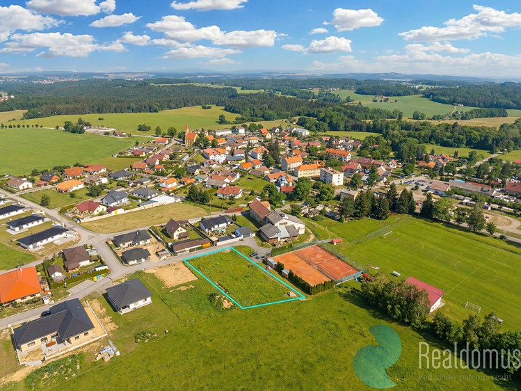 Prodej stavebního pozemku 1 356 m² - foto 2